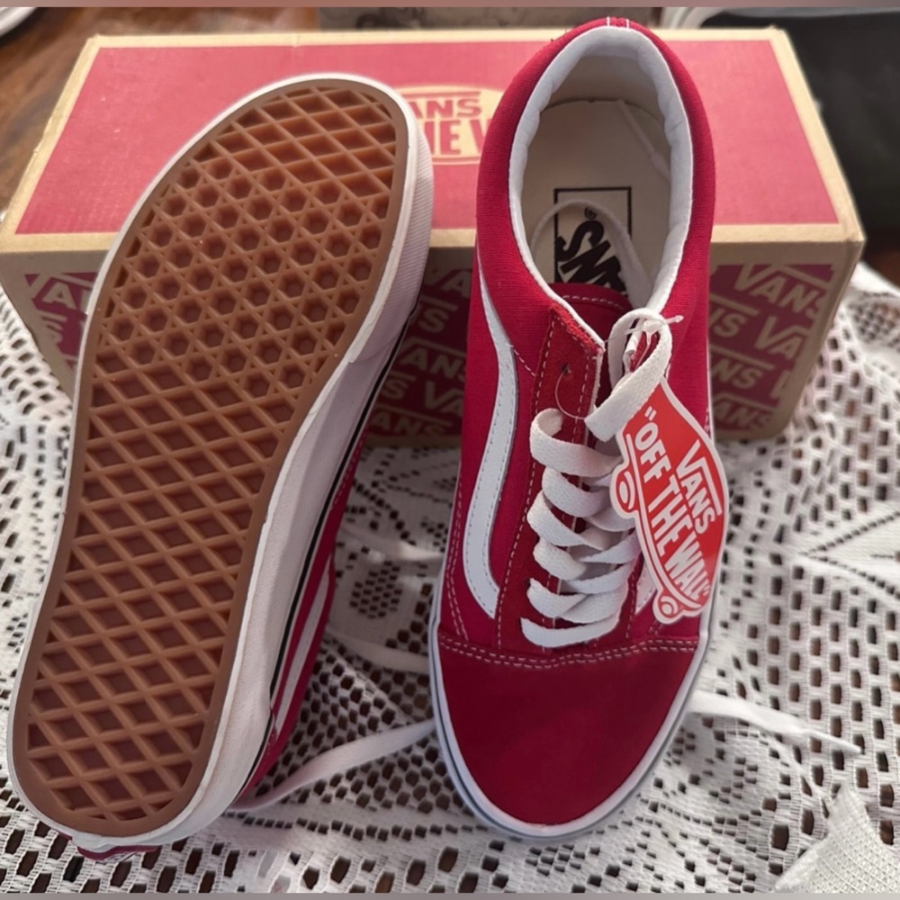 Vans Red and White Sneakers!
Discounted shipping